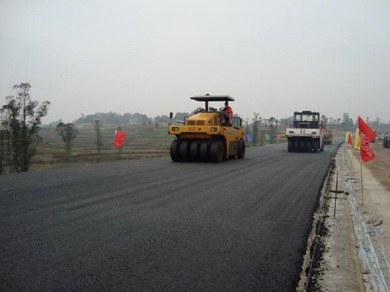 瀝青路面工程-馬路壓實